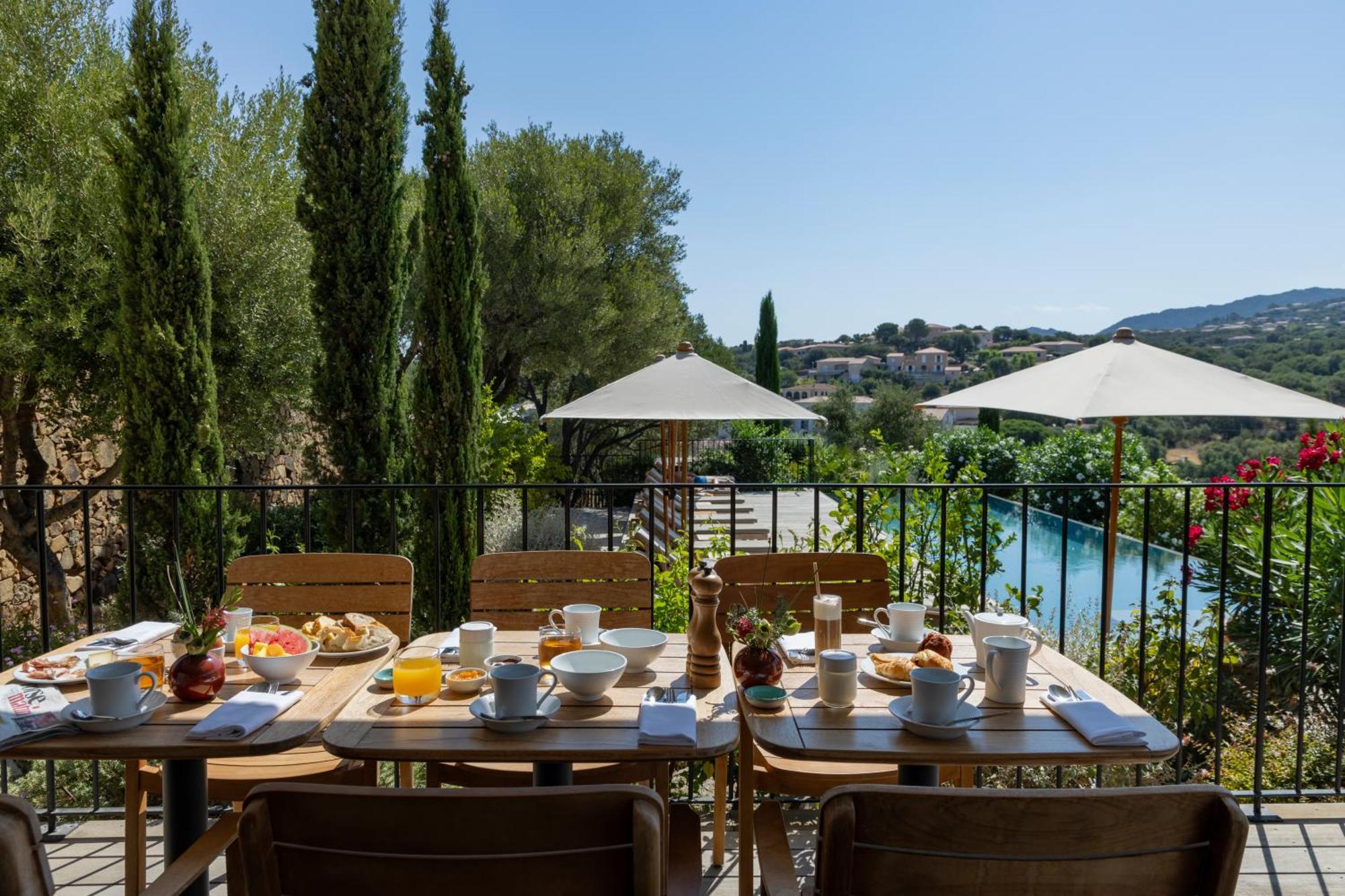 Hotel Restaurant Villa Josephine LʼÎle-Rousse Exteriér fotografie